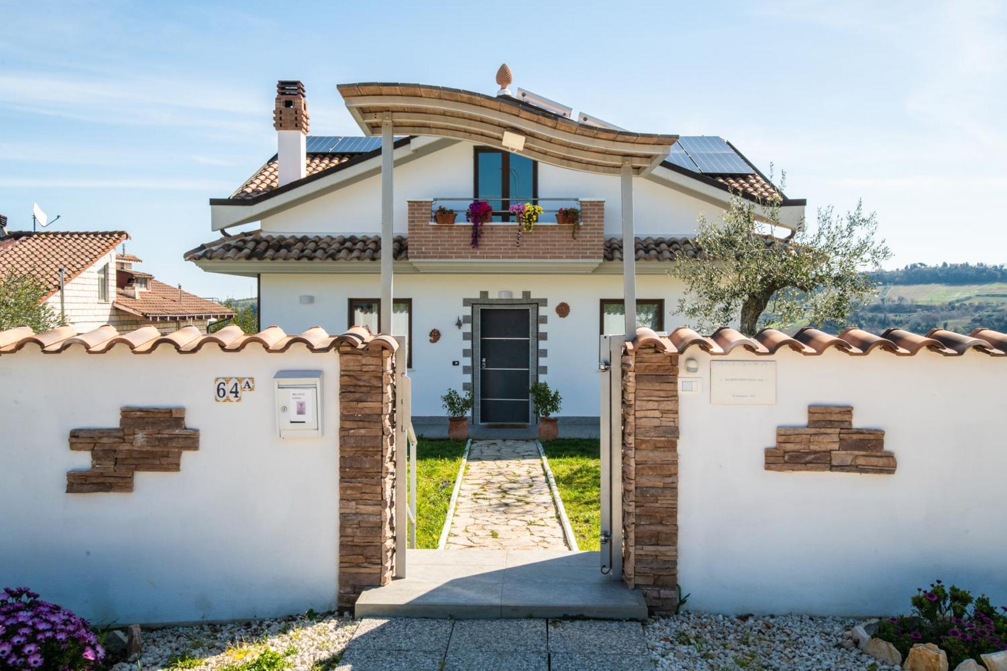 Villa Mastro Oleario 5 Dal Mare 30 Dai Monti Torrevecchia Teatina Bagian luar foto