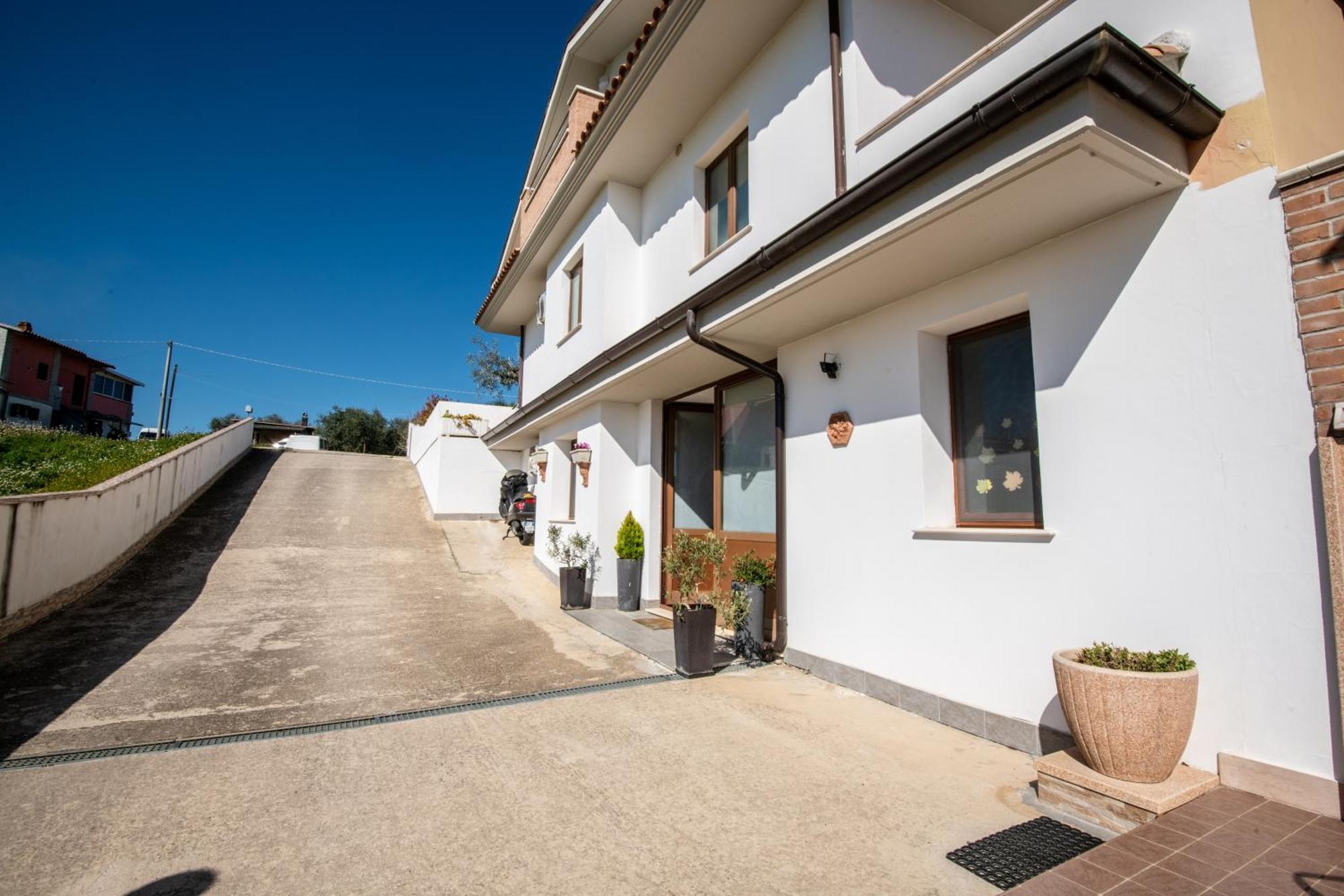 Villa Mastro Oleario 5 Dal Mare 30 Dai Monti Torrevecchia Teatina Bagian luar foto